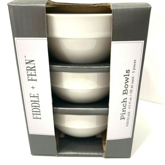 Fiddle & Fern Set of 3 Pieces White Porcelain Pinch Bowls 4.5 fl.oz / 133 ml New - Picture 5 of 14